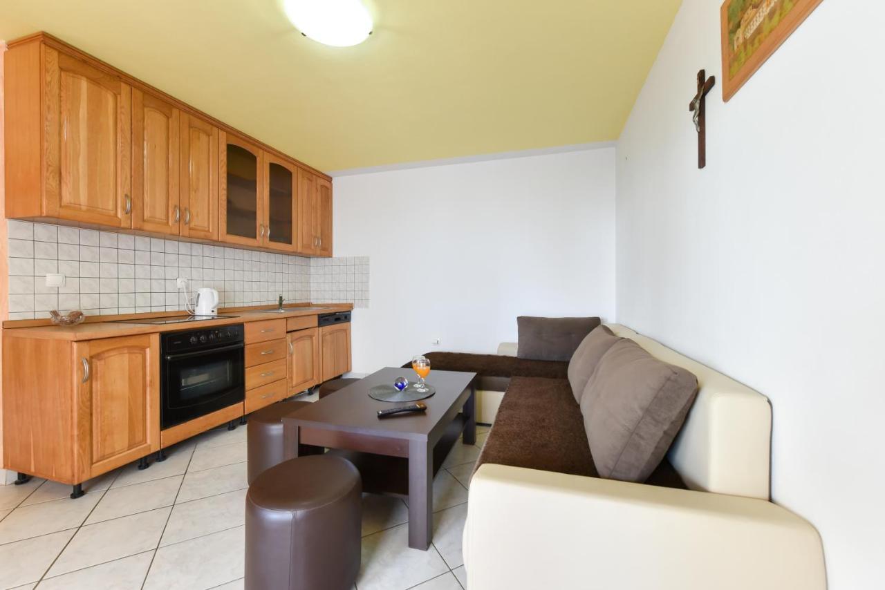 Apartments Krepo ヴィル エクステリア 写真