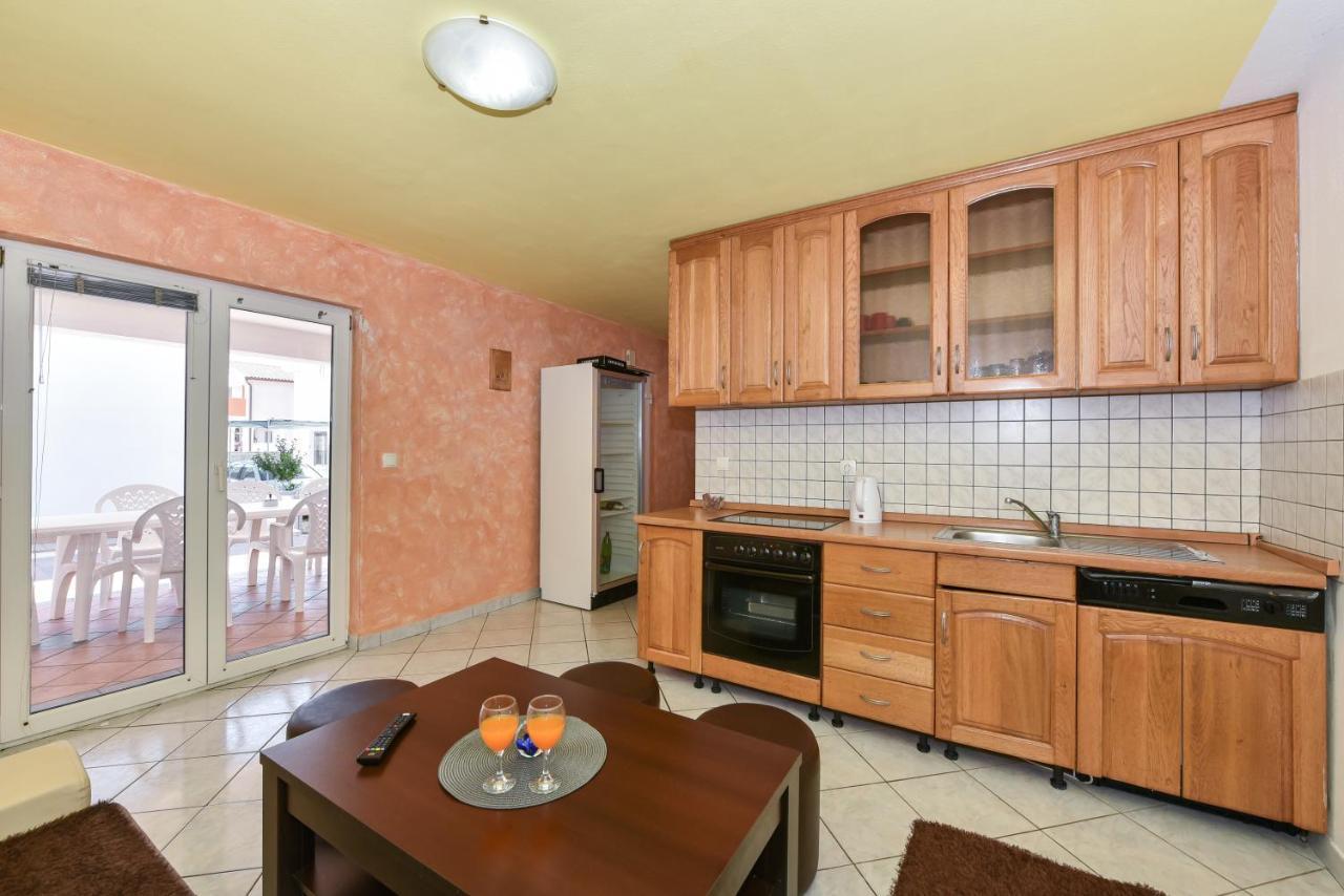 Apartments Krepo ヴィル エクステリア 写真
