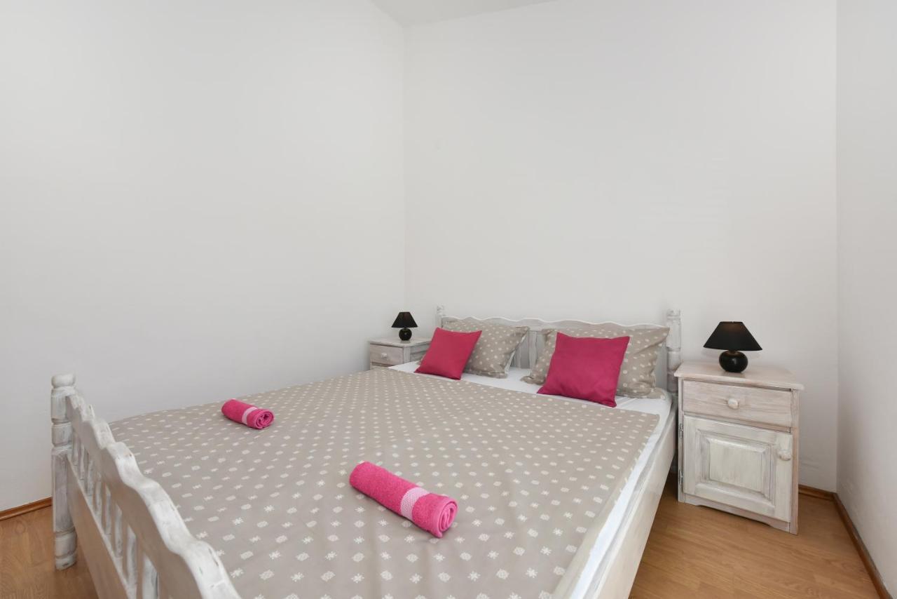 Apartments Krepo ヴィル エクステリア 写真