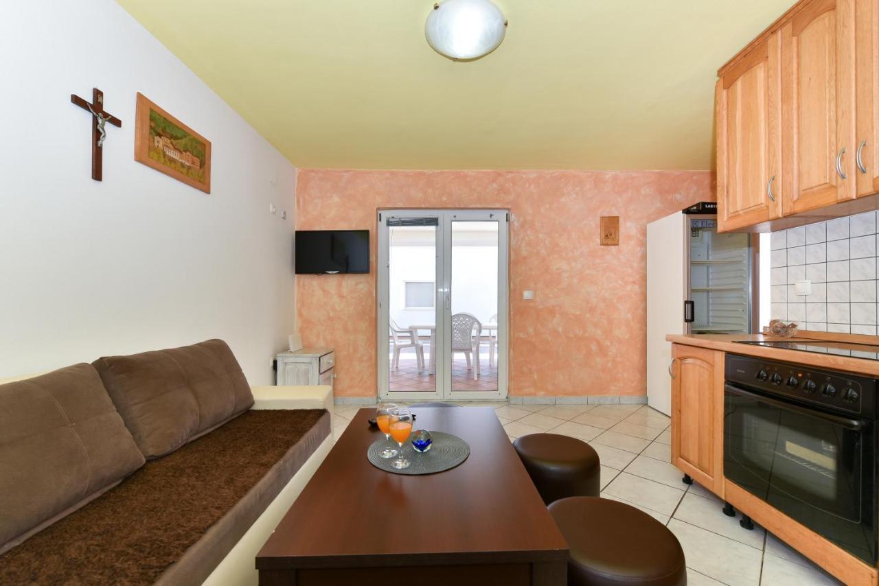 Apartments Krepo ヴィル エクステリア 写真