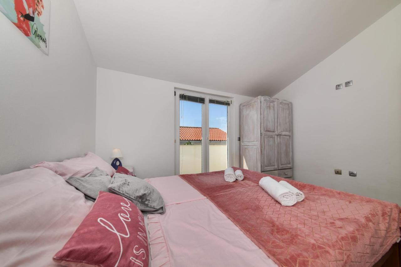 Apartments Krepo ヴィル エクステリア 写真