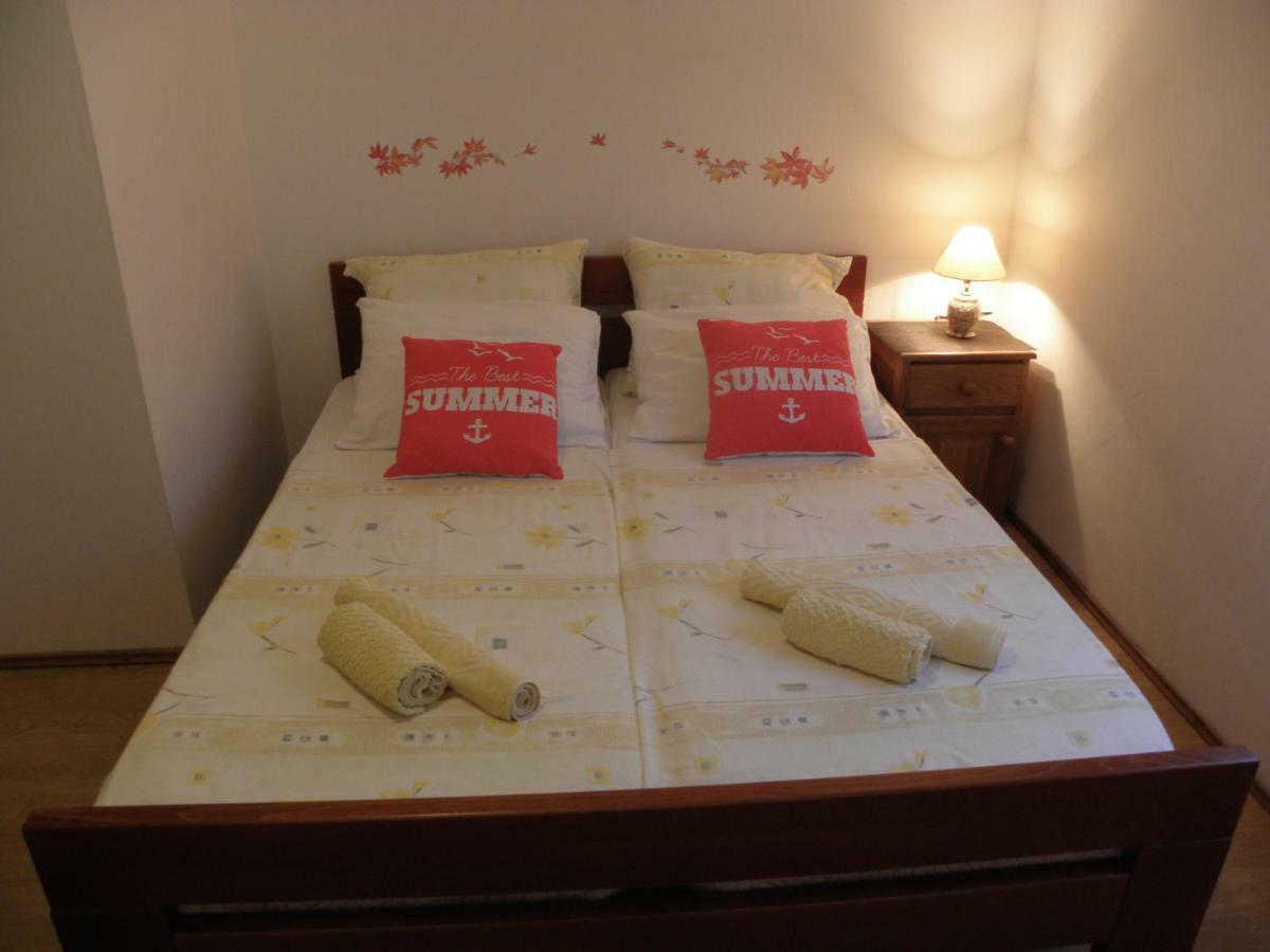 Apartments Krepo ヴィル エクステリア 写真